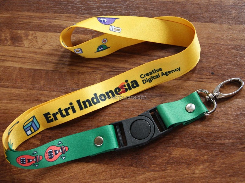 Cetak Lanyard Printing Perusahaan - Ertri Indonesia