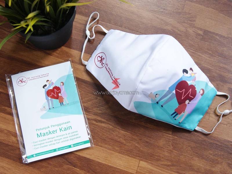 Cetak Masker Kain Printing Premium Rumah Sakit Jantung dengan Stopper