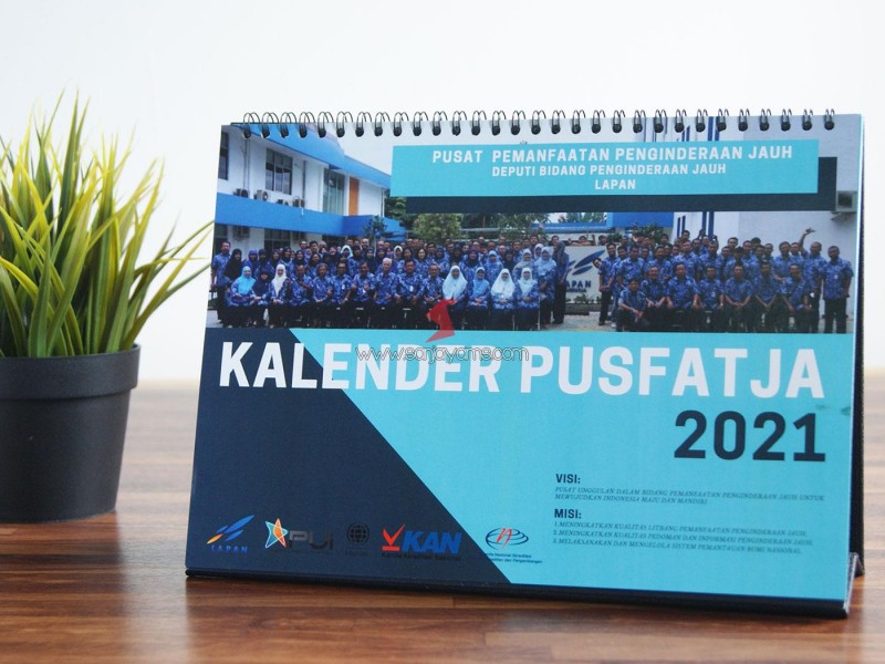Cetak kalender, Kalender custom, Kalender 2021