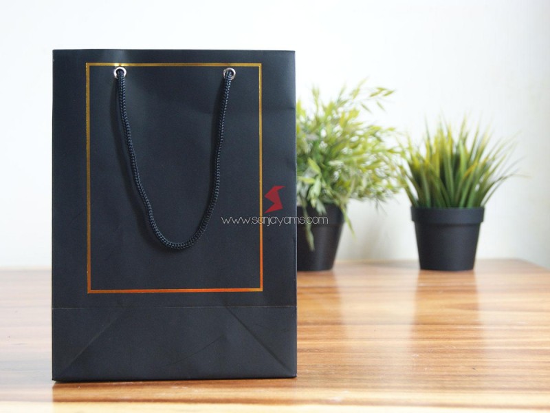 Paper Bag Hitam