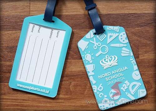 Luggage Tag Karet Promosi,
Luggage Tag Karet Nord Anglia School 